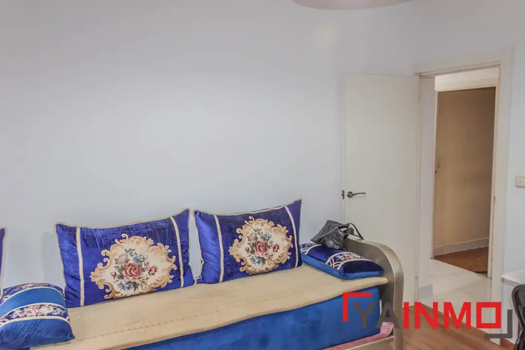 Bedroom of Flat for sale in Ariznabarra
