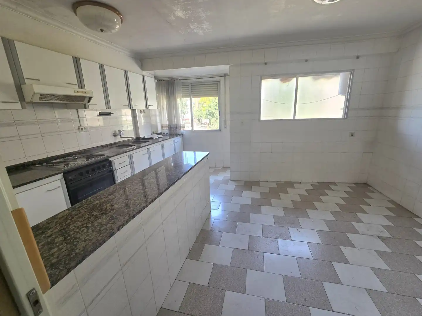 Kitchen of Flat for sale in Alaquàs  with Air Conditioner and Terrace