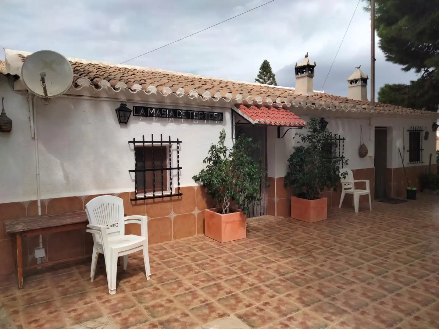 House with garden for sale in Calabardina