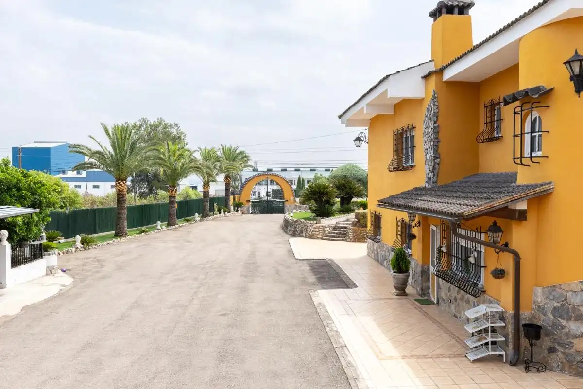 Exterior view of Houses for sale in Guadasséquies  with Air Conditioner, Heating and Private garden