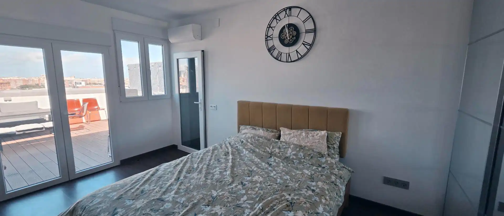 Schlafzimmer von Maisonette zum Verkauf in Xirivella mit Klimaanlage, Heizung und Privatgarten