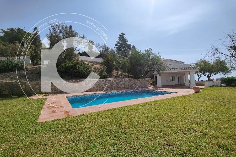 Chalet con piscina en venta en marina del este, imagen 25