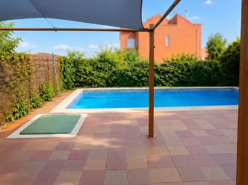 Piscina de Pis en venda en Cabanillas del Campo amb Piscina i Balcó