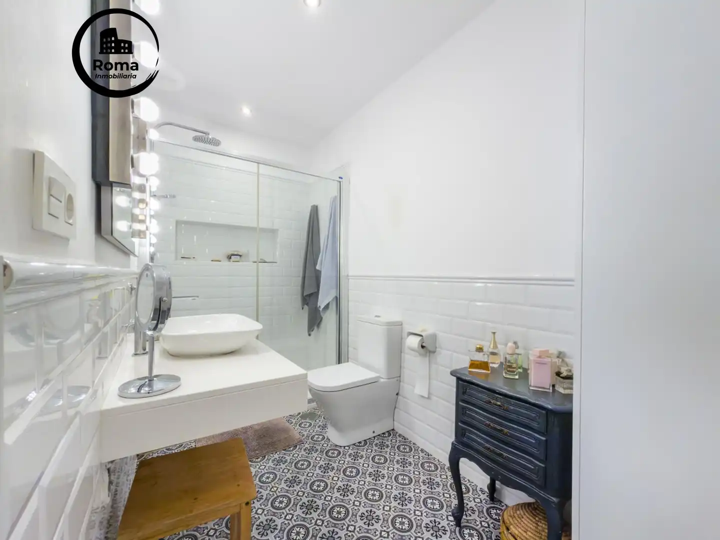 Bathroom of Flat for sale in Churriana de la Vega  with Air Conditioner, Heating and Terrace