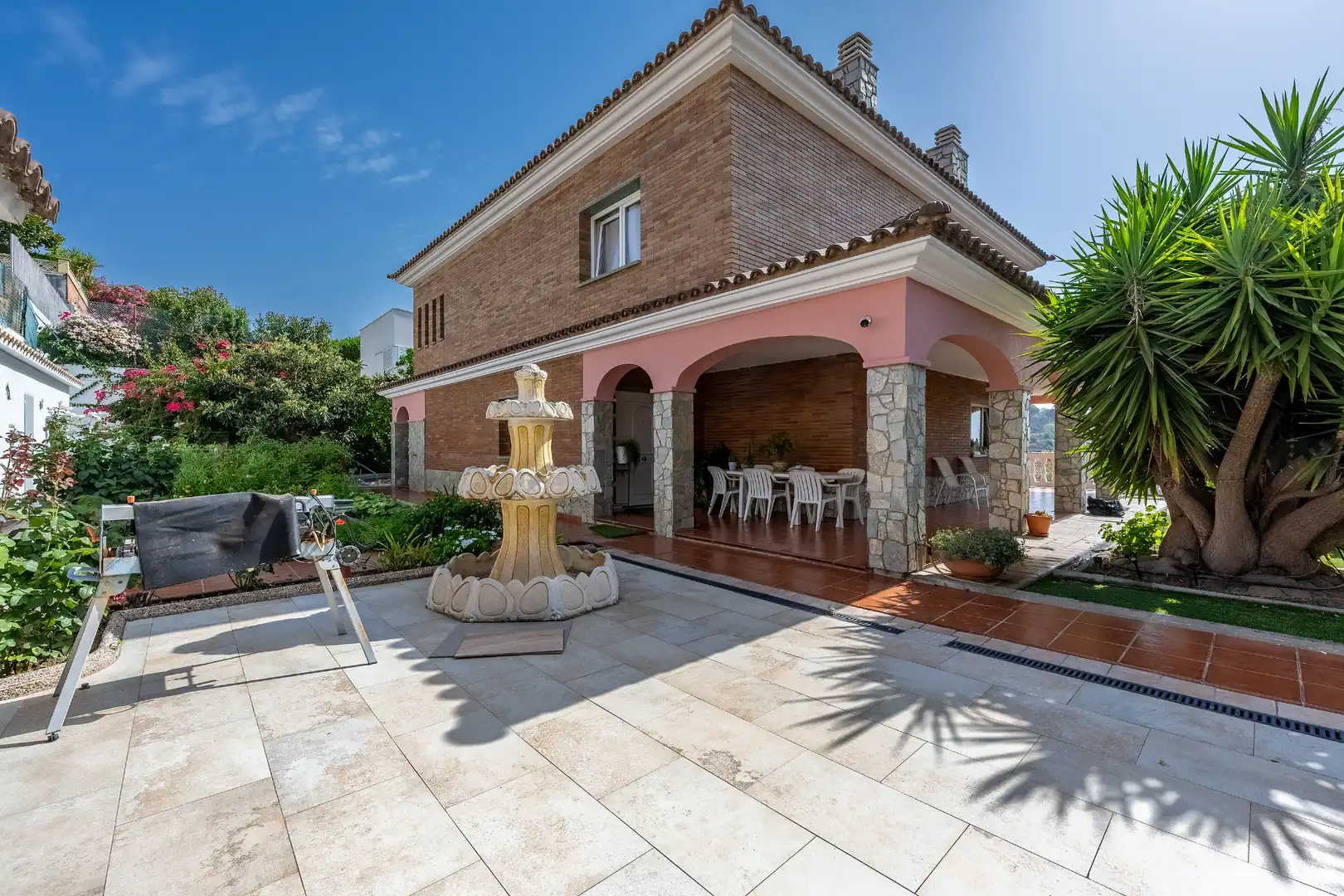 Terraza de Casa o chalet en venta en Badalona con Aire acondicionado, Calefacción y Jardín privado
