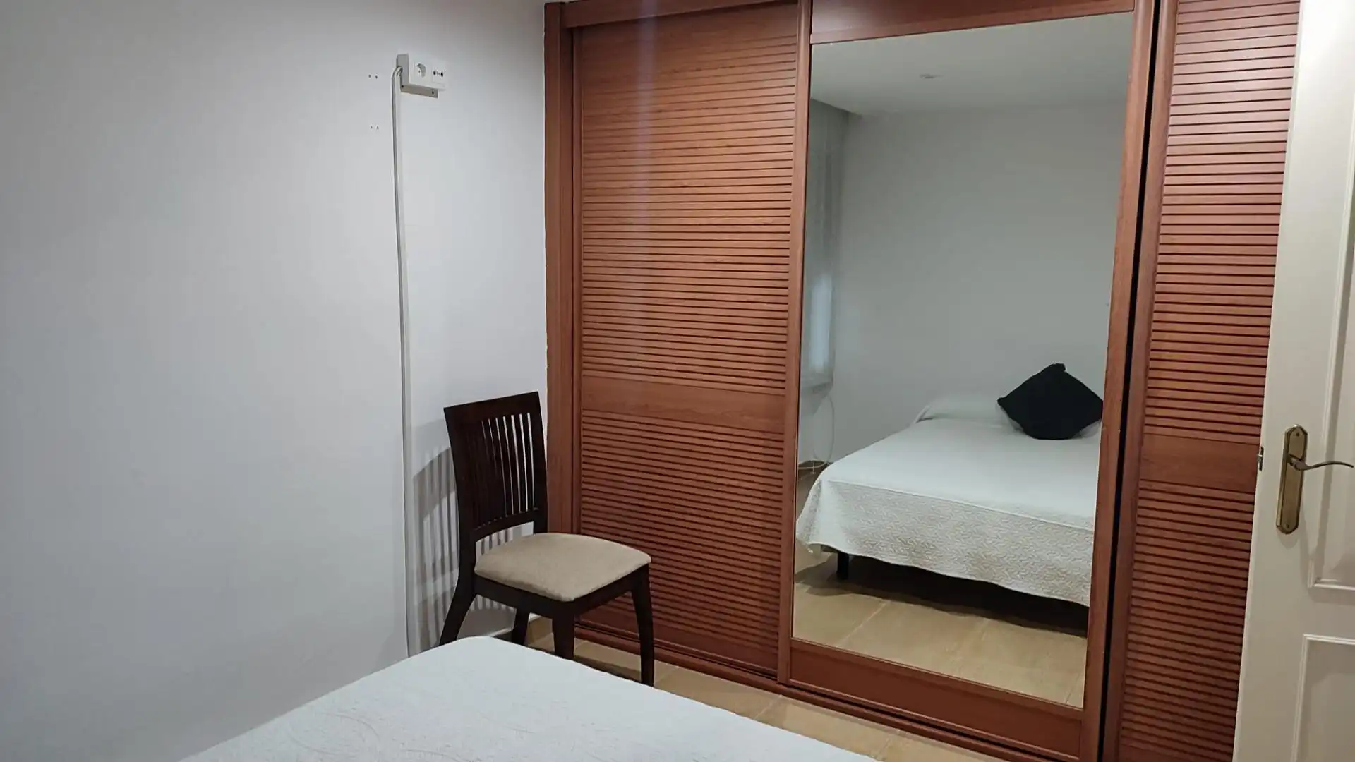 Habitación de Piso en venta en Cádiz con Balcón