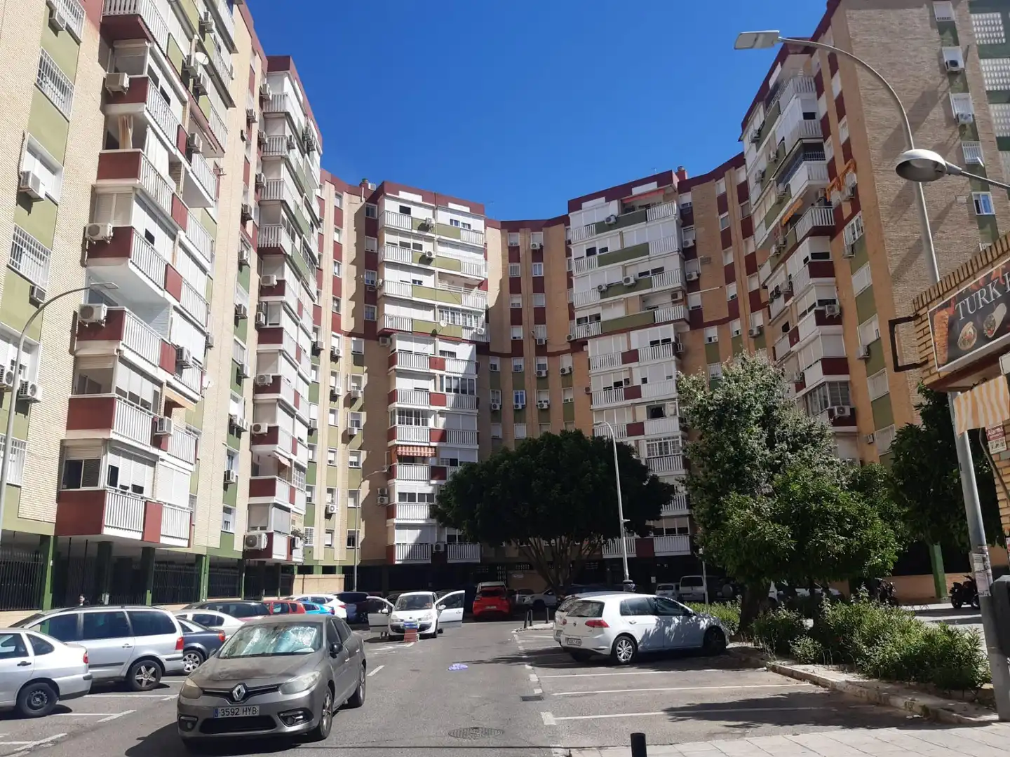 Exterior view of Flat for sale in Sevilla  with Air Conditioner