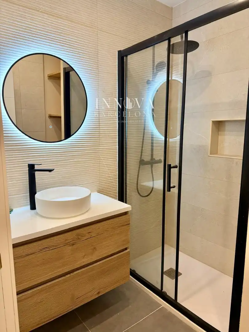 Baño de Piso en venta en Barcelona con Aire acondicionado