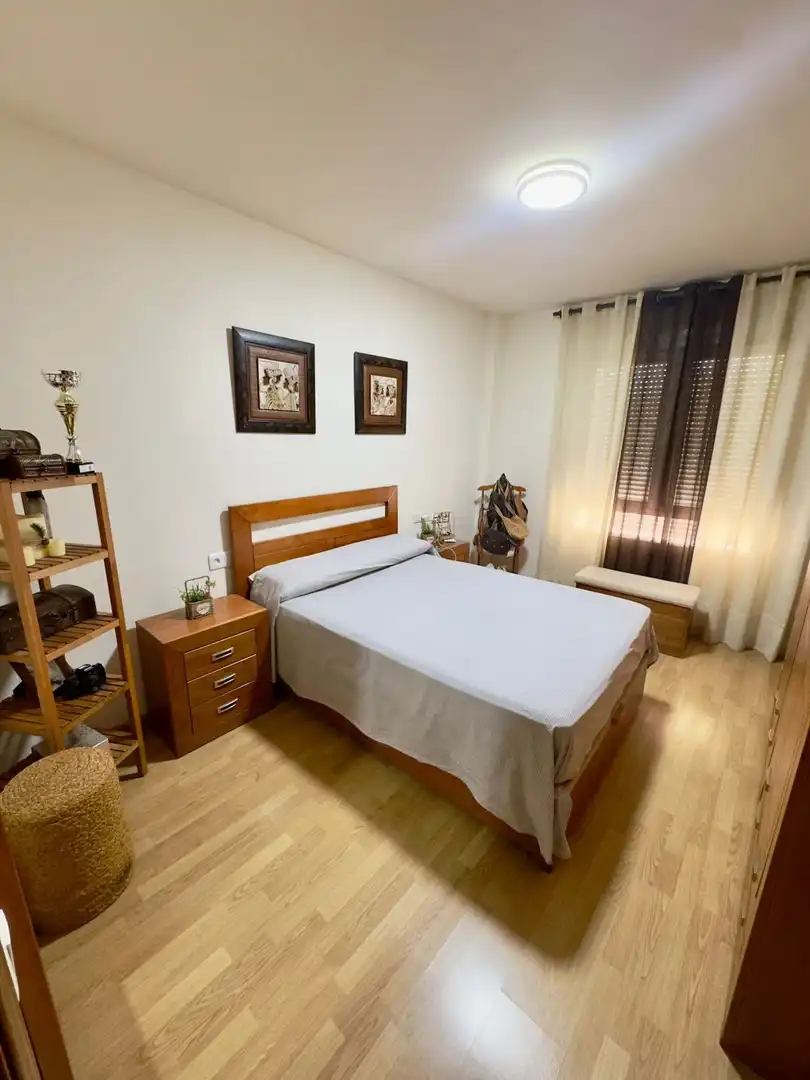 Habitación de Piso en venta en Valdepeñas con Aire acondicionado y Calefacción