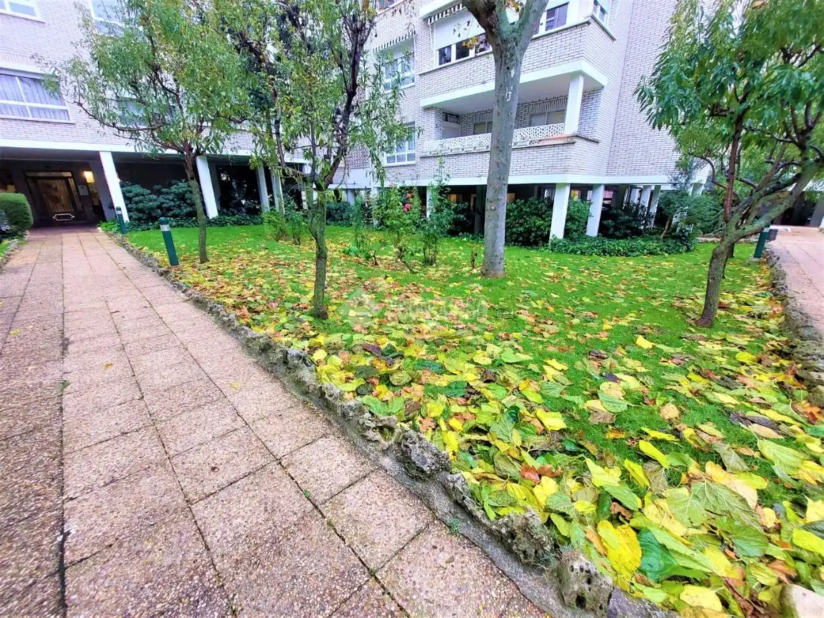 Vista exterior de Pis en venda en Colmenar Viejo amb Aire condicionat, Calefacció i Terrassa