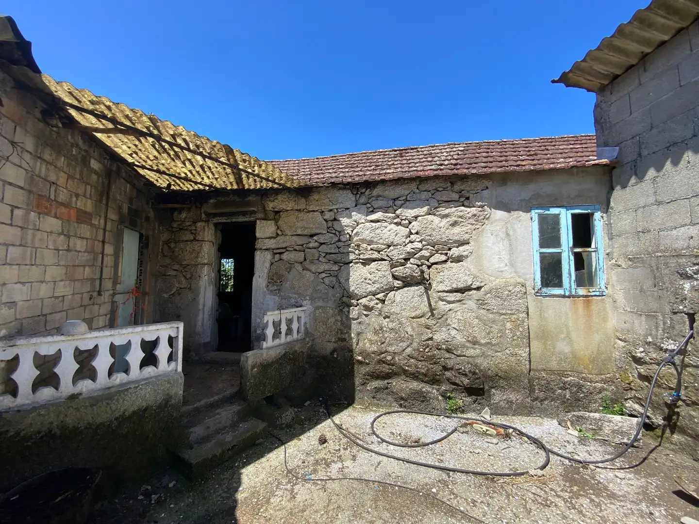 Casa con jardín en venta en Mondariz, imagen 2