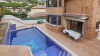 Swimming pool of House or chalet for sale in Premià de Dalt  with Terrace, Swimming Pool and Balcony