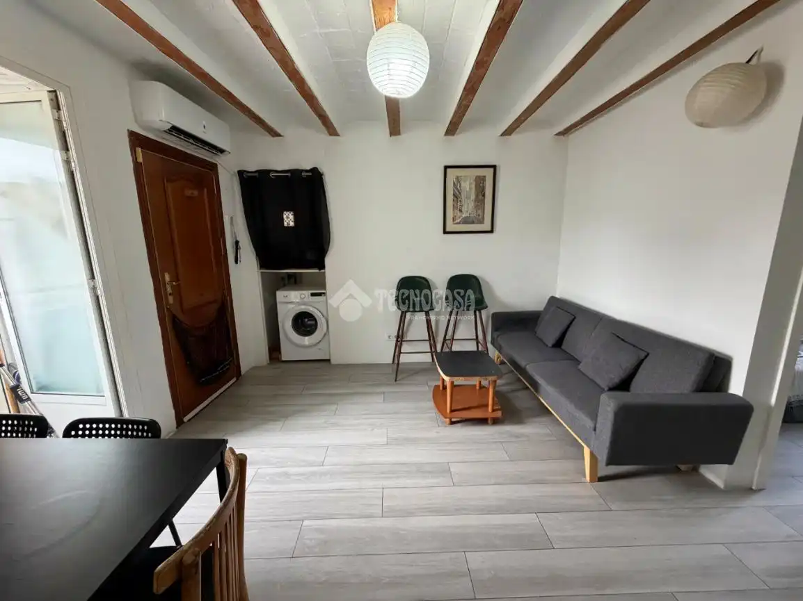 Appartamento con terrazza in vendita a Ciutat Vella, imagen 3