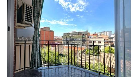 Foto 2 de Piso en venta en Centre - Cordelles, Cerdanyola del Vallès