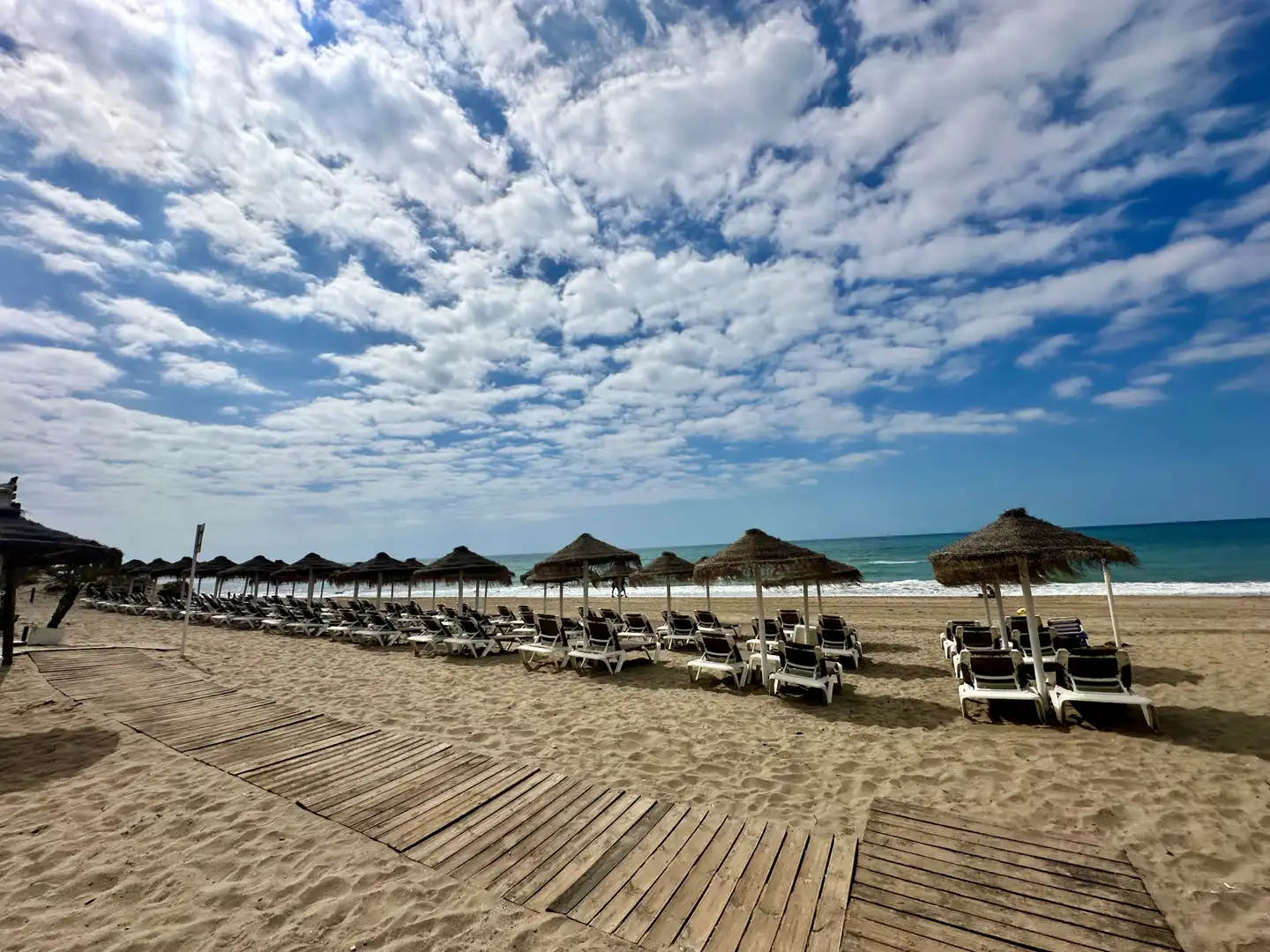 Vista exterior de Planta baixa de lloguer en Marbella amb Aire condicionat, Calefacció i Piscina