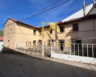 Exterior view of House or chalet for sale in La Pola de Gordón 