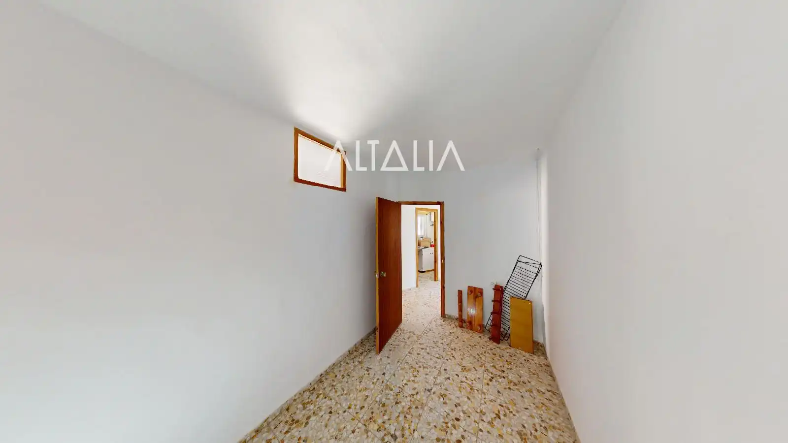 Houses for sale in Cardenete  with Storage room