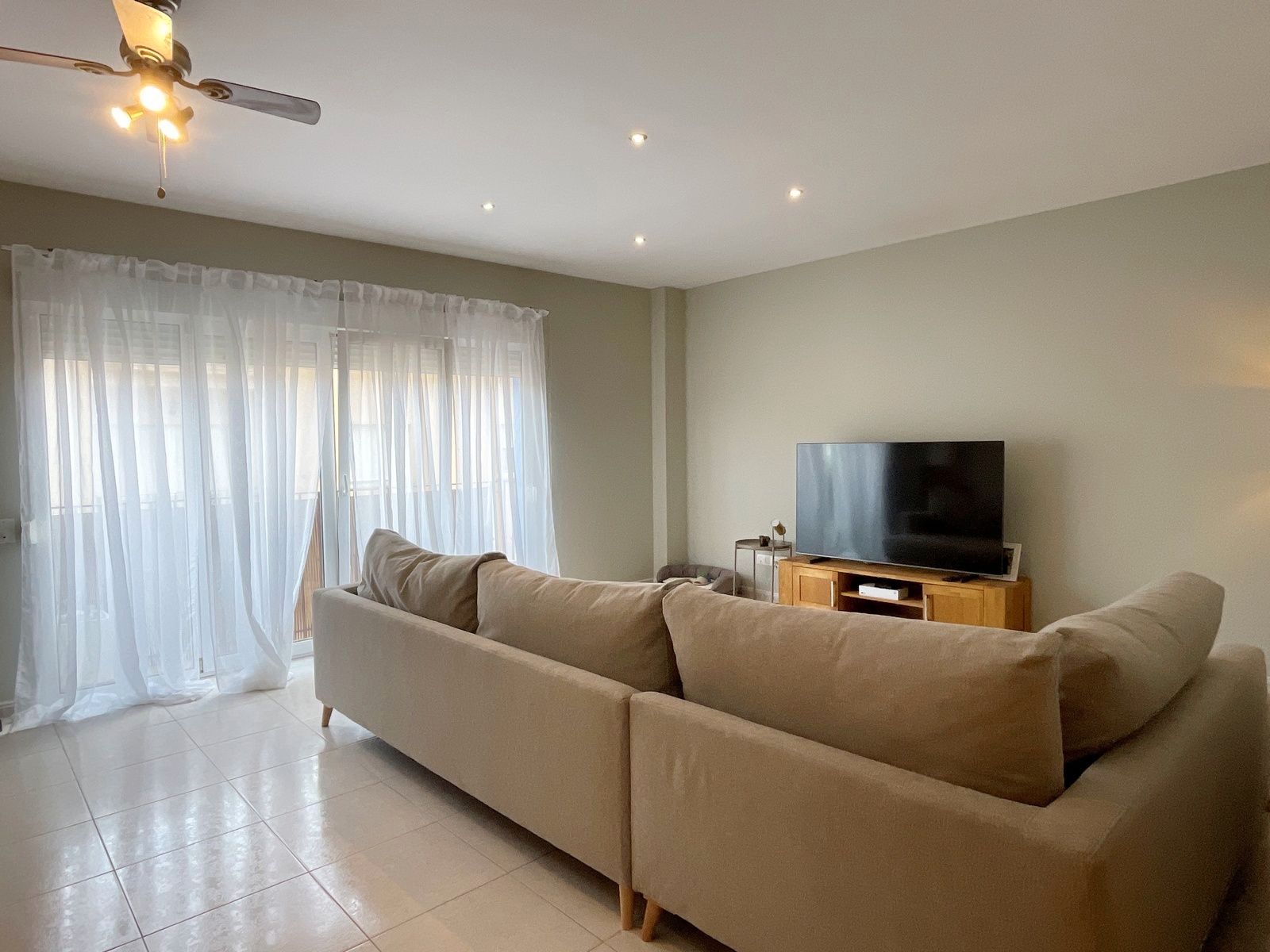 Sala d'estar de Apartament en venda en Benitachell / El Poble Nou de Benitatxell amb Aire condicionat, Calefacció i Traster