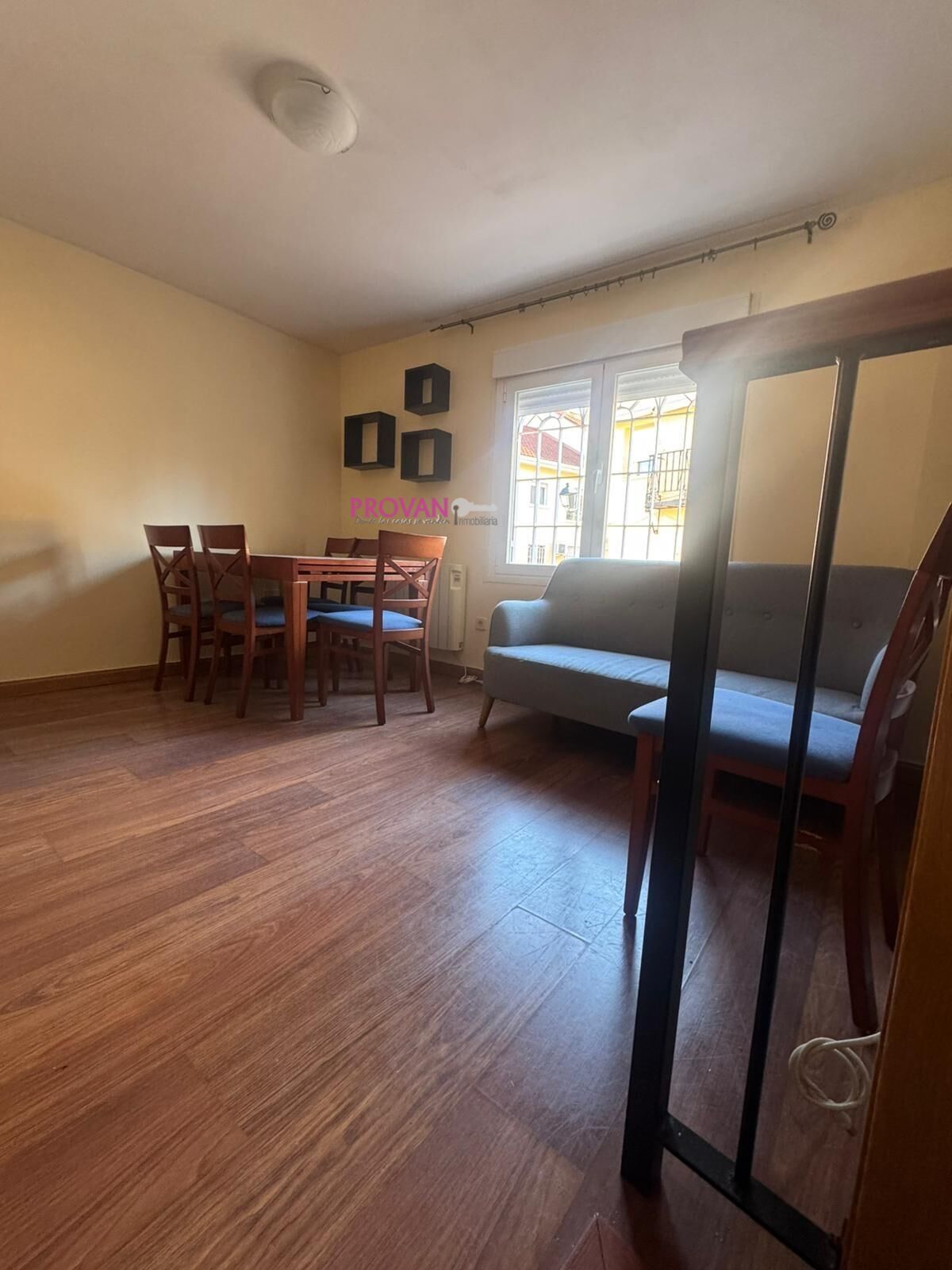 Sala d'estar de Casa o xalet en venda en Villalbilla amb Calefacció i Traster