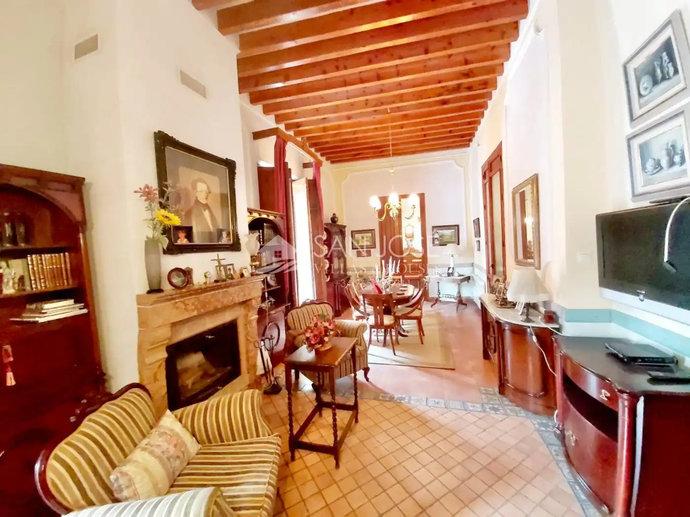 Casa amb terrassa en venda a Aspe Centro