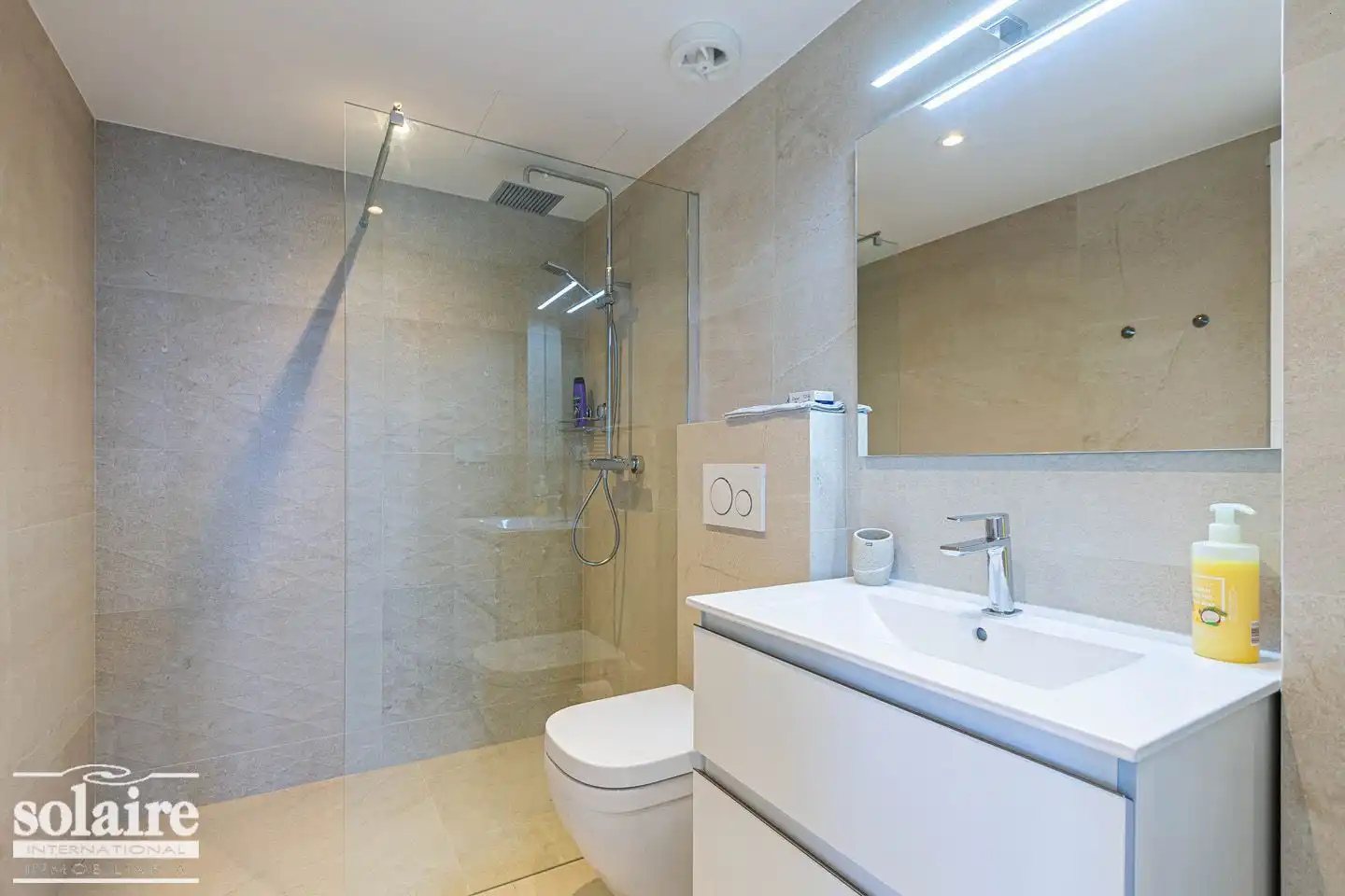 Bany de Apartament de lloguer en Altea amb Aire condicionat, Jardí privat i Terrassa