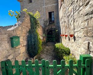 Vista exterior de Casa o xalet en venda en Savallà del Comtat amb Calefacció, Jardí privat i Terrassa