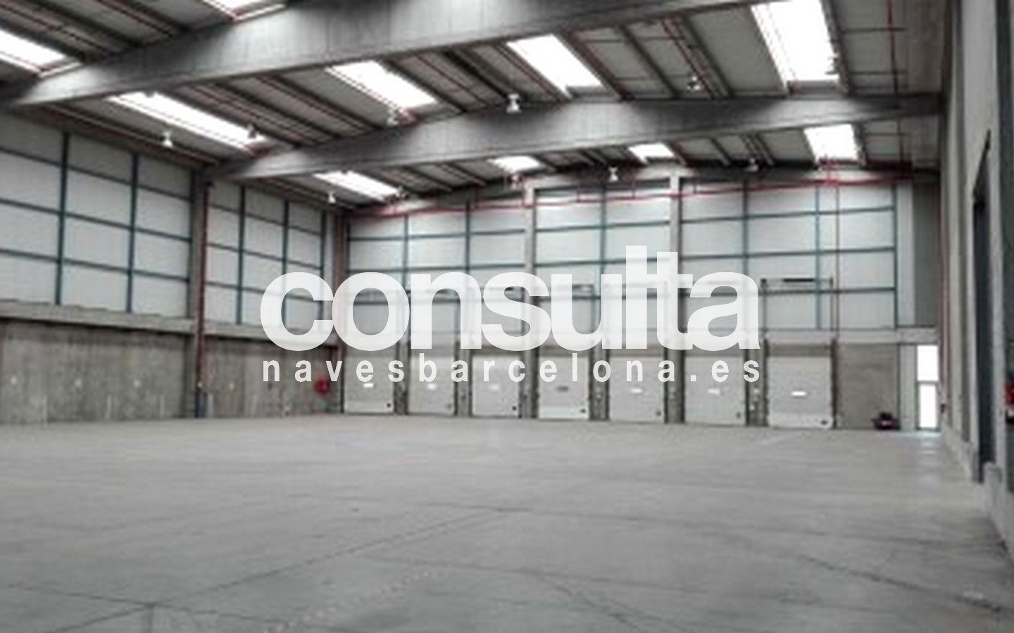 Nau industrial de lloguer en  Barcelona Capital