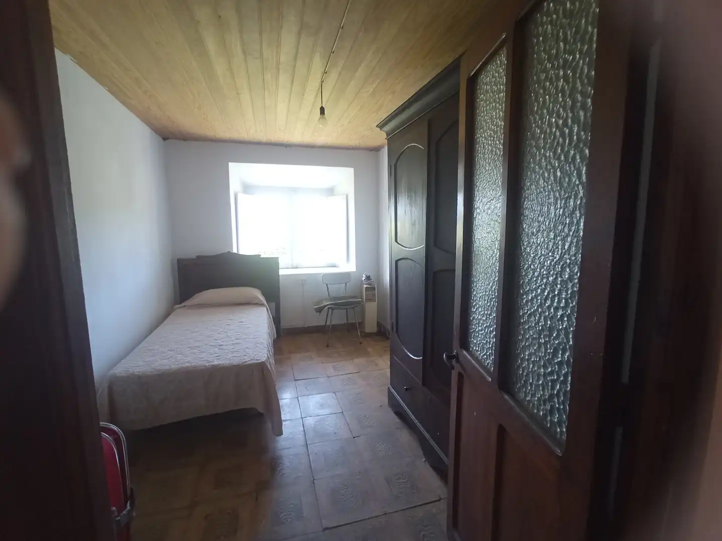 Habitación de Finca rústica en venta en Valdés - Luarca con Jardín privado, Terraza y Amueblado