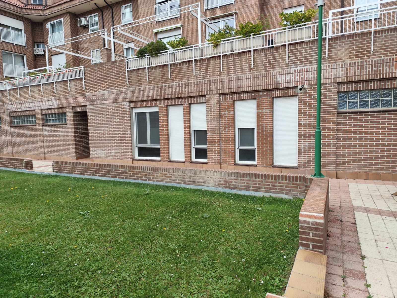 Exterior view of Premises for sale in Valladolid Capital  with Heating and Parquet flooring