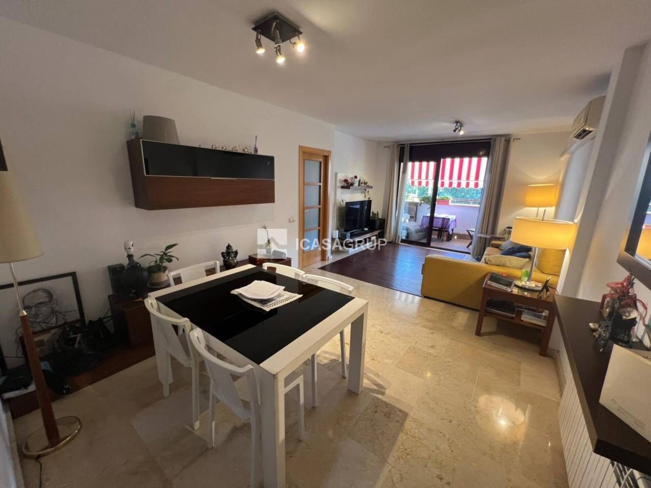 Living room of Flat for sale in Rubí  with Heating, Storage room and Balcony