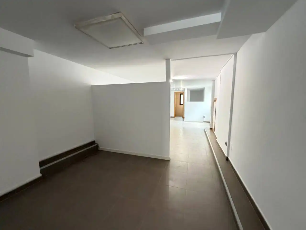 Local comercial de lloguer a Avenida mediterraneo, imagen 3