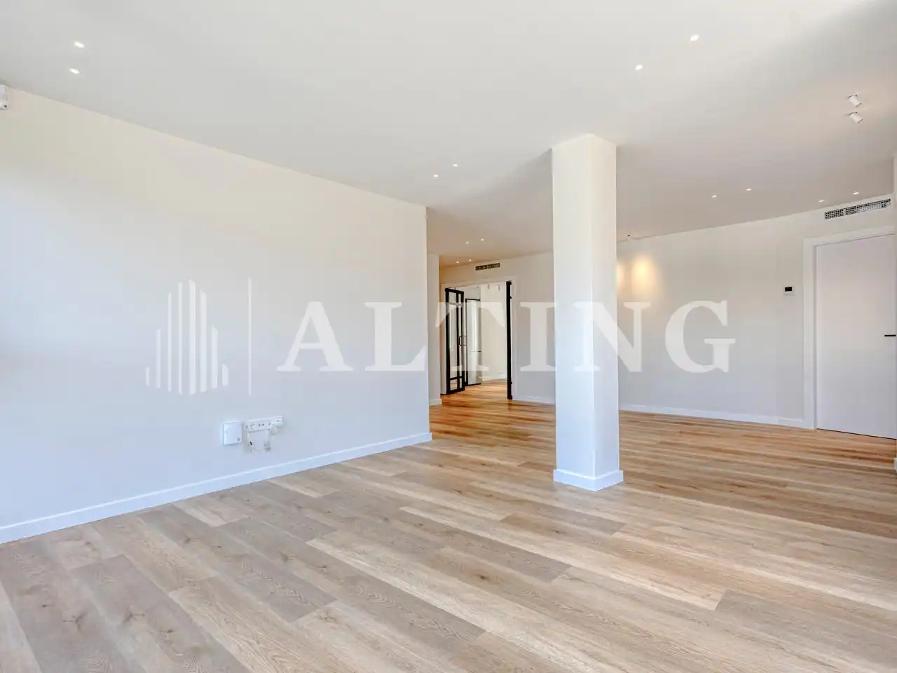 Sala de estar de Piso de alquiler en Barcelona con Aire acondicionado, Calefacción y Parquet