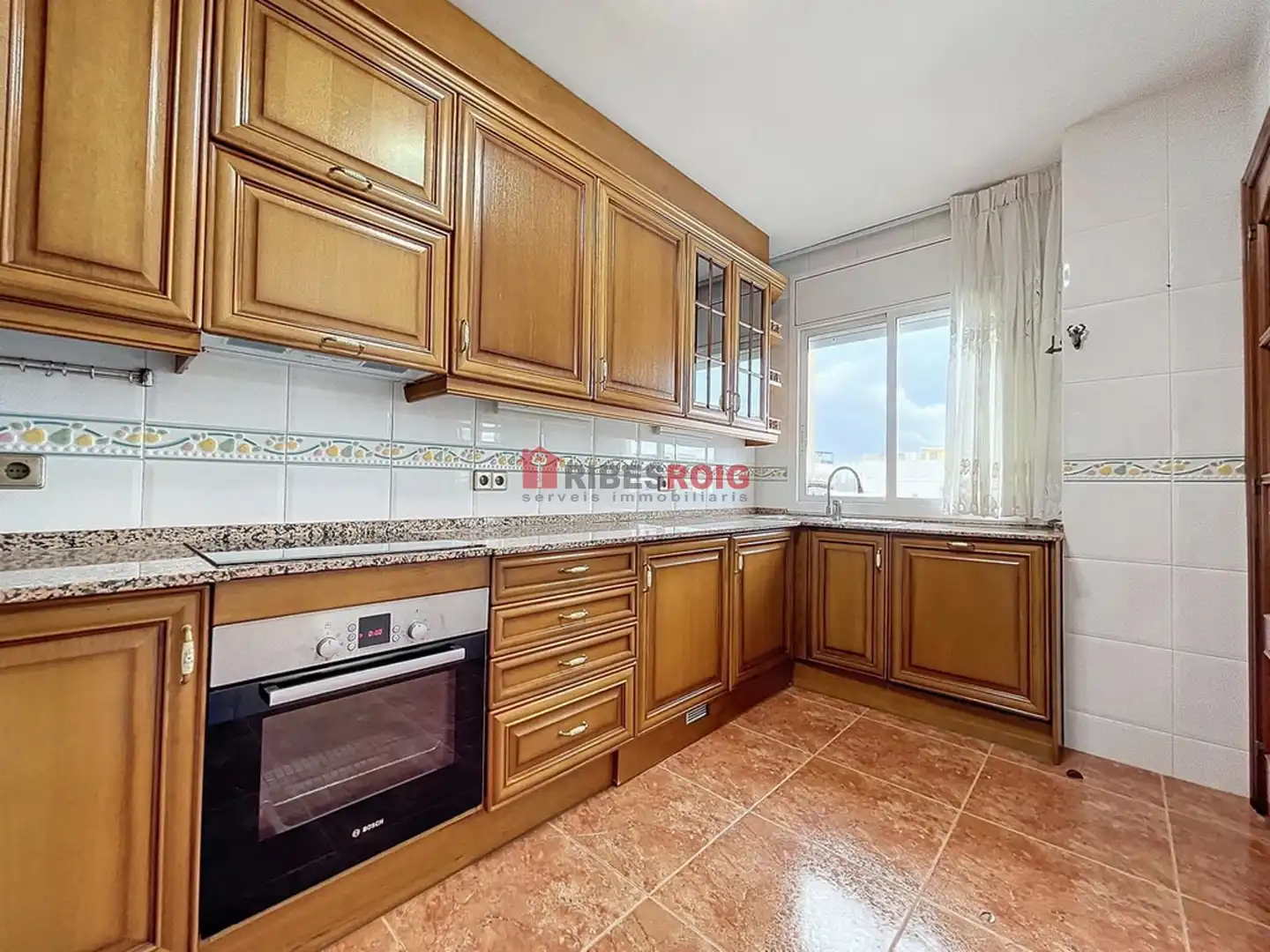 Cocina de Dúplex en venta en Sant Pere de Ribes con Aire acondicionado, Calefacción y Terraza
