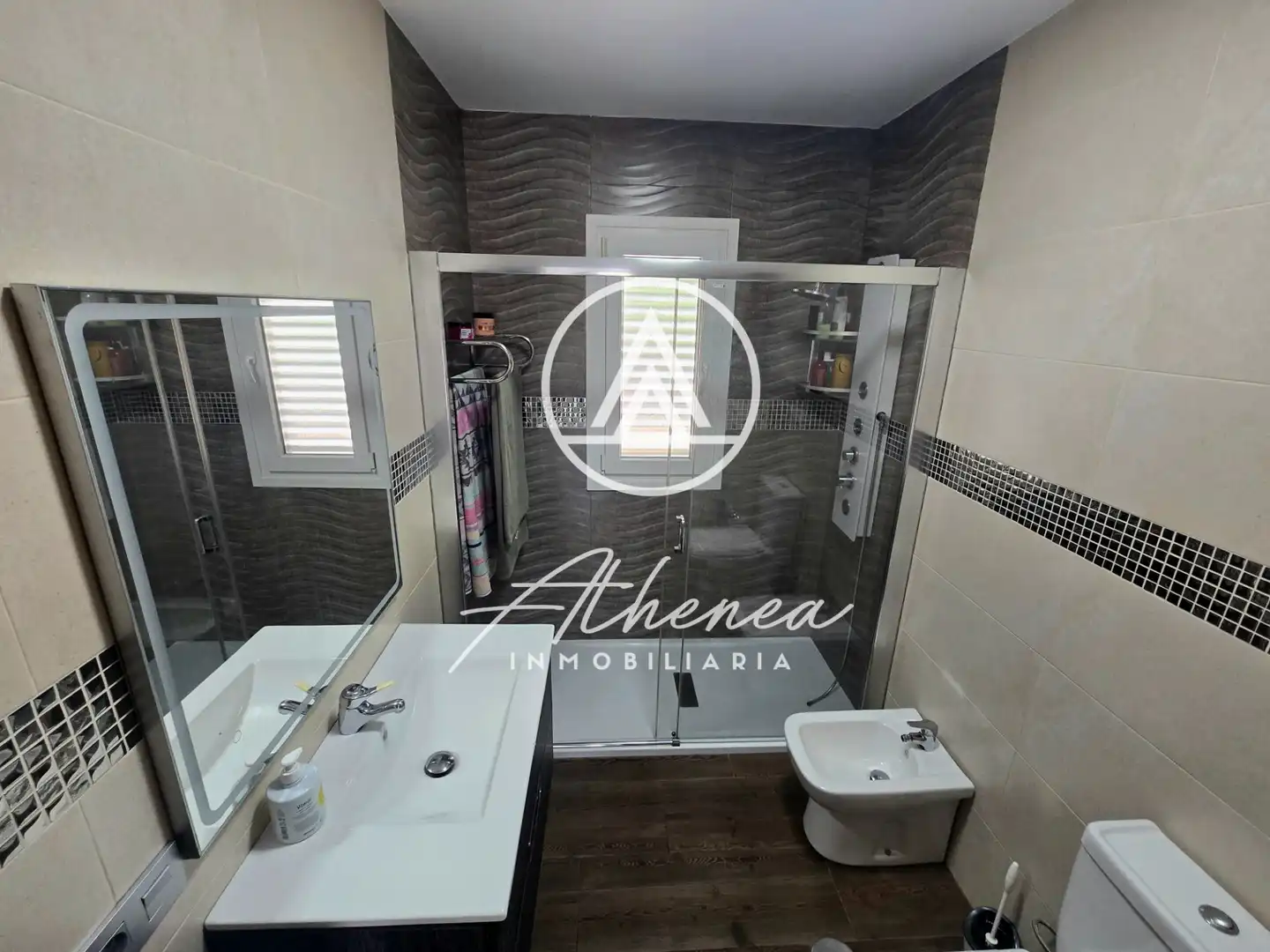 Baño de Casa adosada en venta en Vícar con Aire acondicionado, Calefacción y Terraza