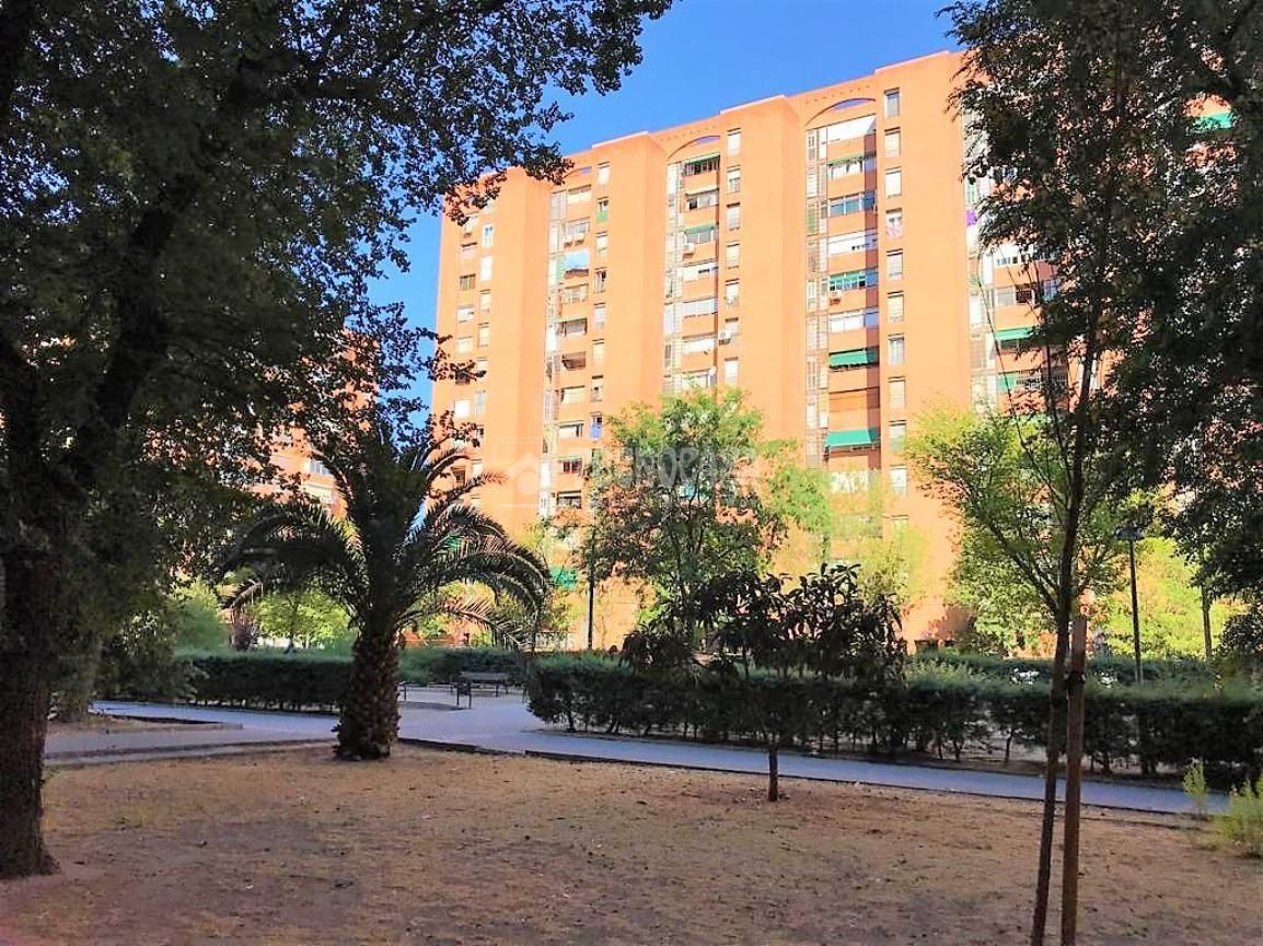 Exterior view of Flat for sale in  Madrid Capital