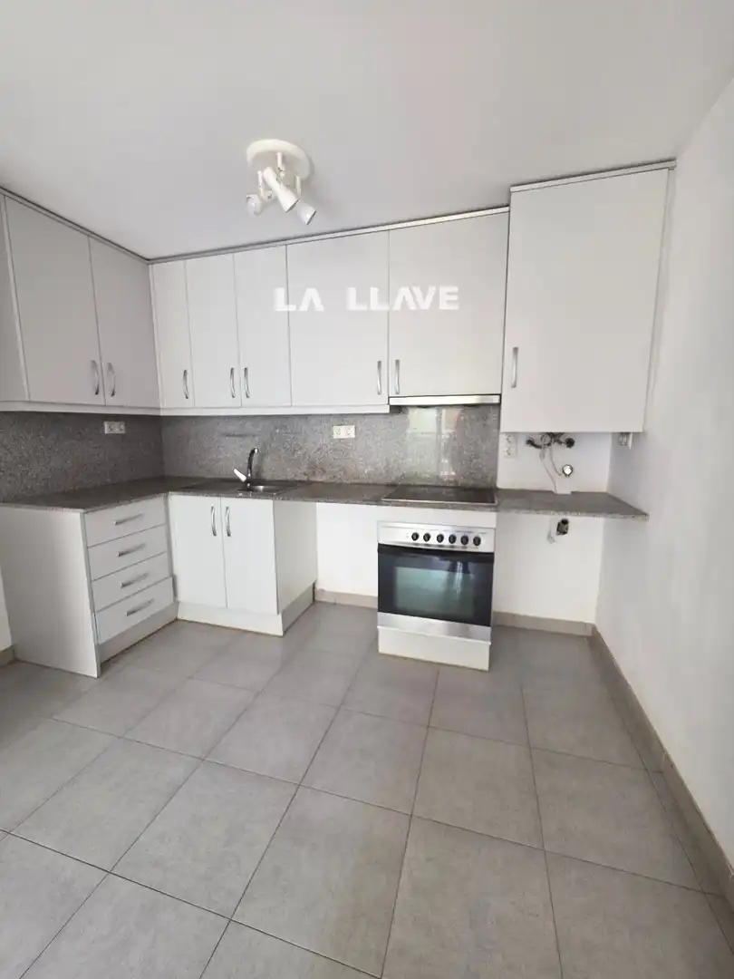 Cocina de Piso en venta en Blanes con Calefacción y Terraza