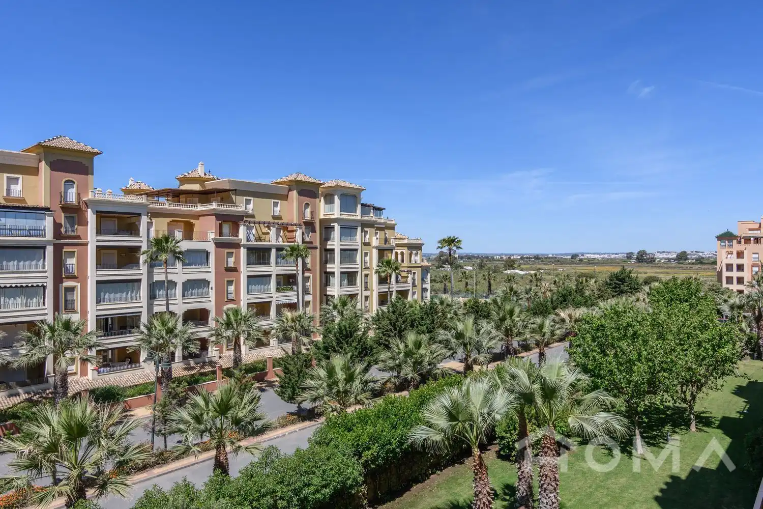 Apartament amb terrassa en venda a Avenida Avda. de los Cisnes, imagen 17