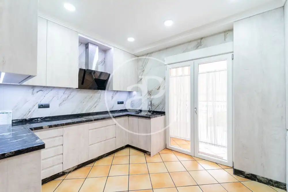 Kitchen of Houses for sale in San Vicente del Raspeig / Sant Vicent del Raspeig  with Air Conditioner, Heating and Private garden