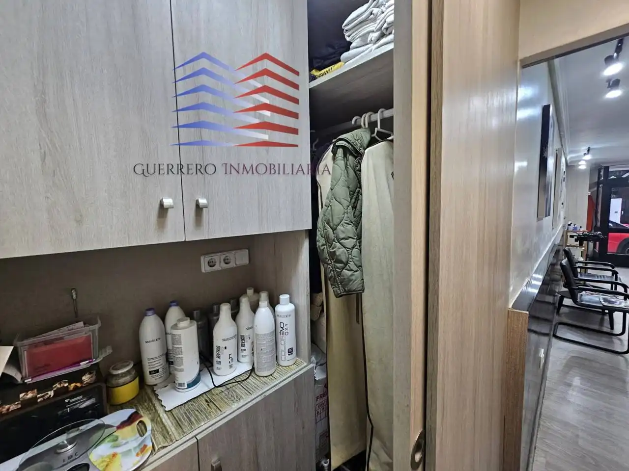 Habitación de Local de alquiler en Ourense Capital  con Aire acondicionado