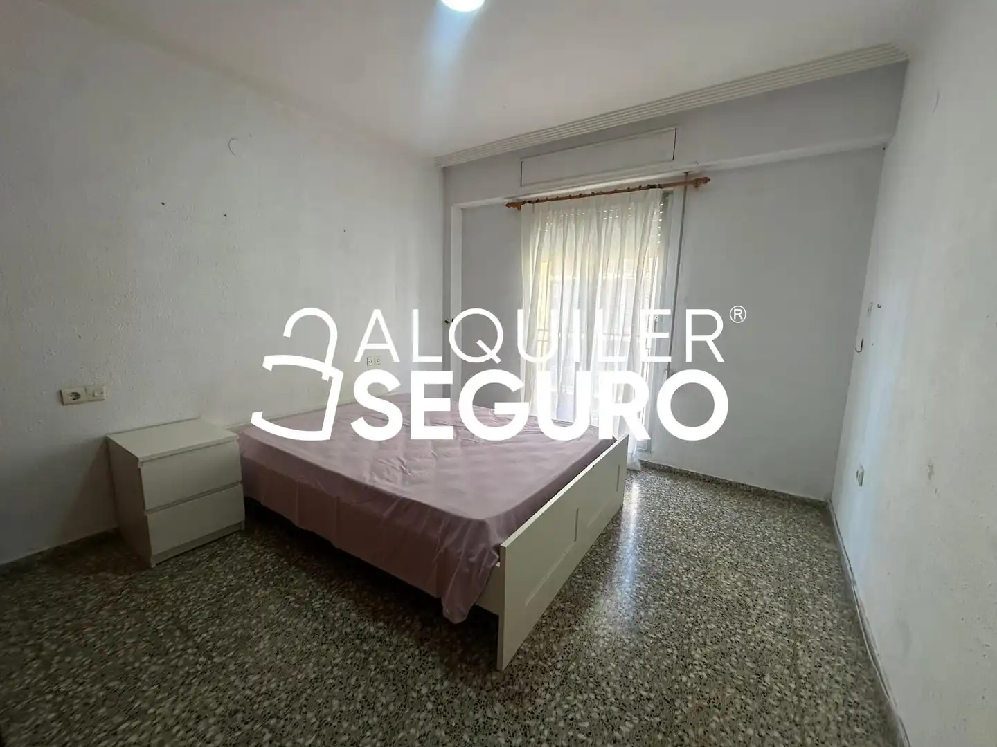 Habitación de Piso de alquiler en Aldaia con Terraza y Amueblado