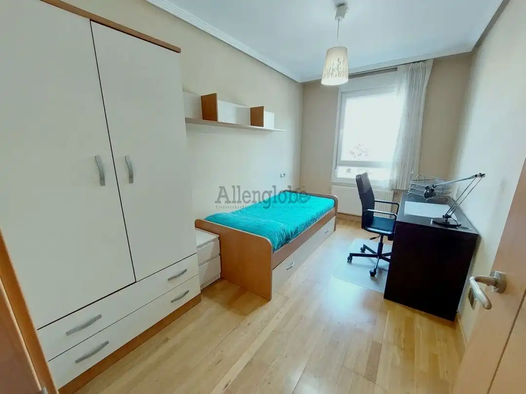 Flat with lift to rent in Calle Vicente Aleixandre, imagen 9