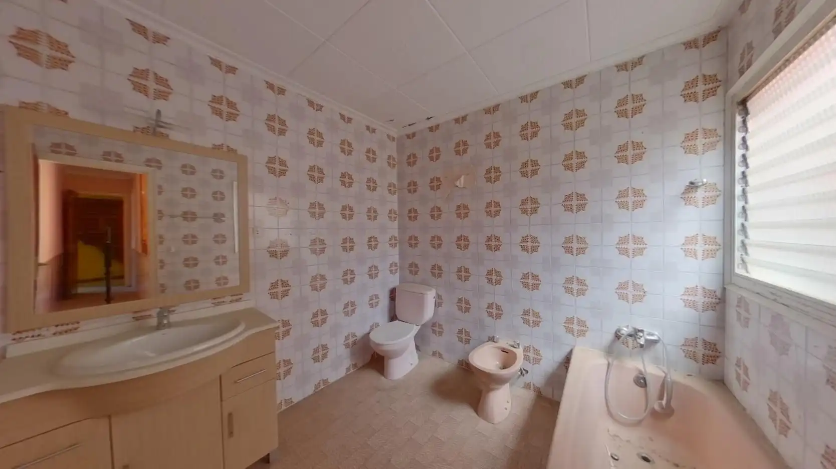 Baño de Edificio en venta en Sabadell