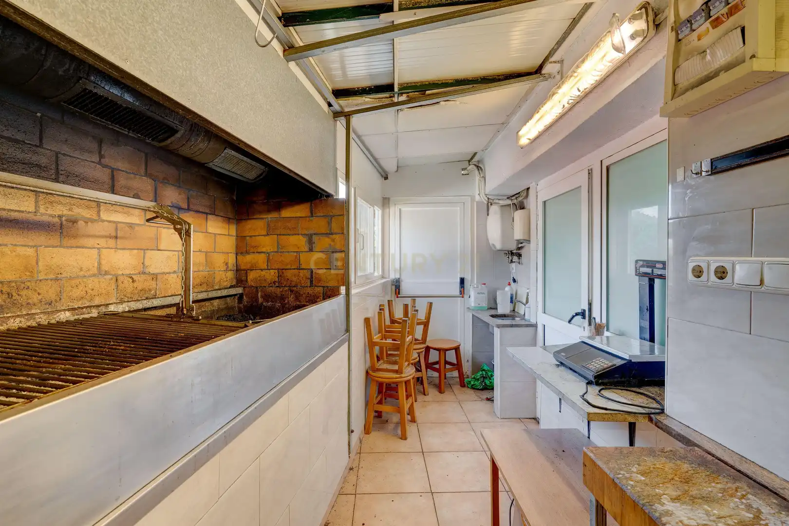 Kitchen of Commercial properties for sale in Deba  with Air Conditioner