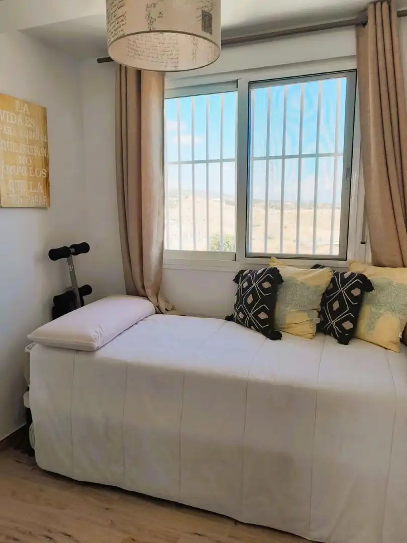 Habitación de Finca rústica en venta en Marbella con Aire acondicionado, Jardín privado y Trastero