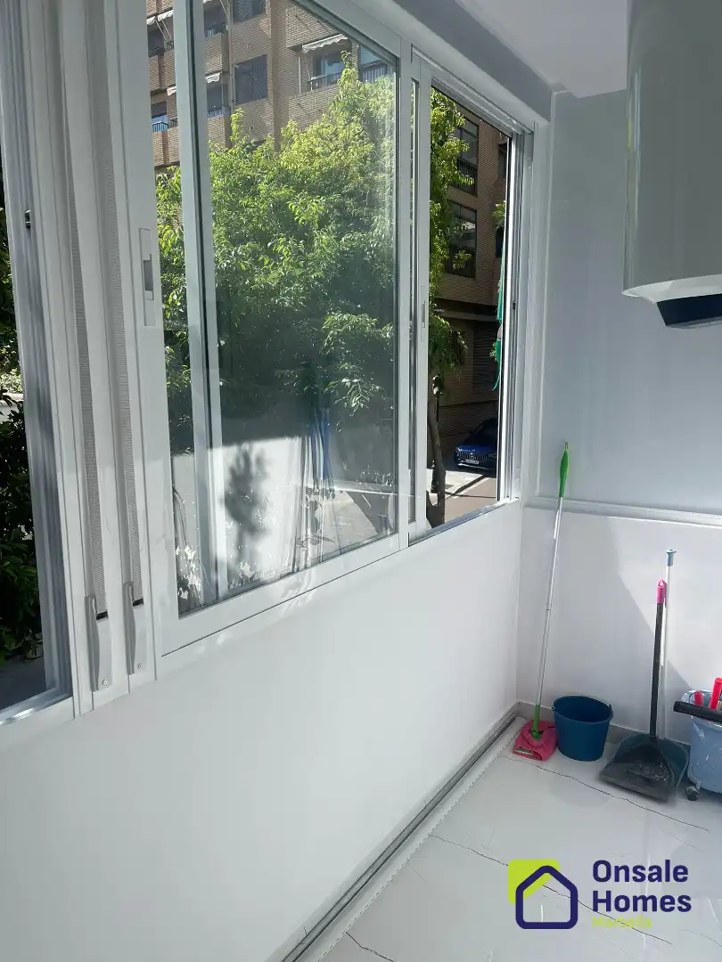 Balcony of Flat for sale in Marbella