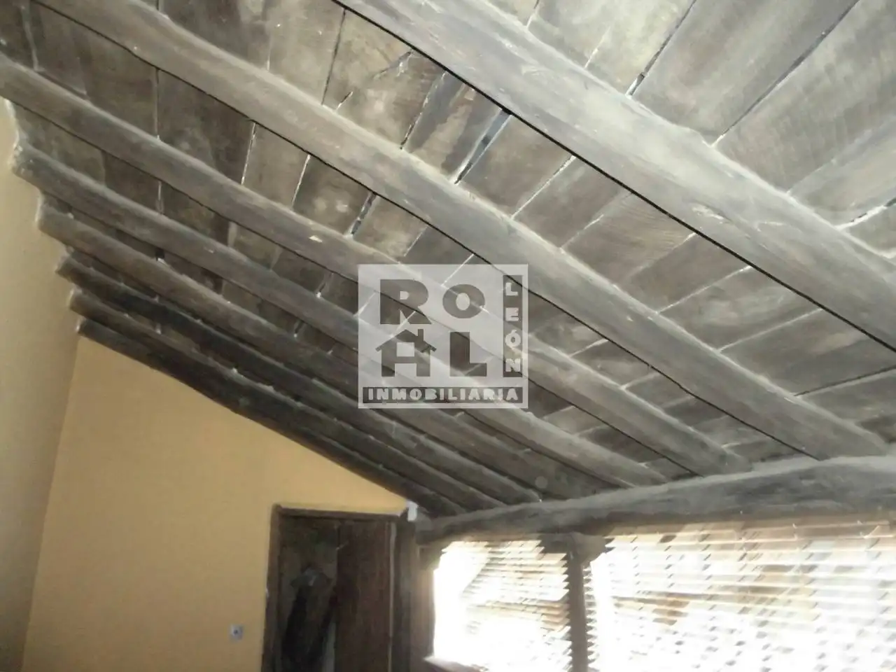 Dormitori de Casa o xalet en venda en Valdefresno amb Jardí privat