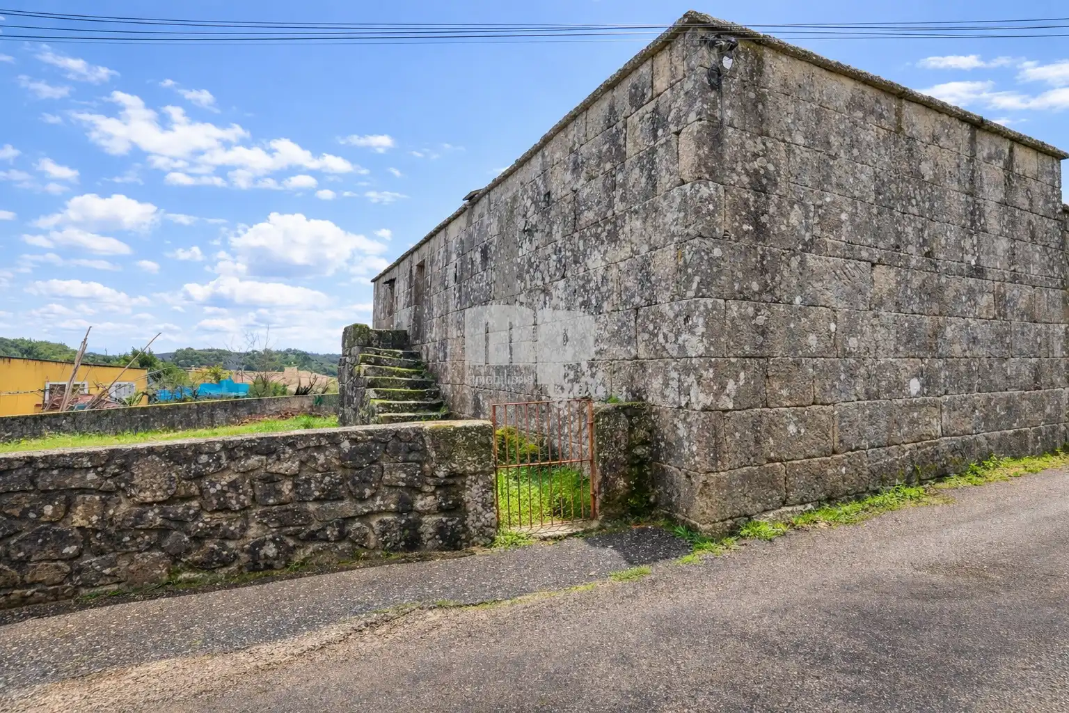 Casa rústica amb jardí en venda a Camiño Rial, imagen 2