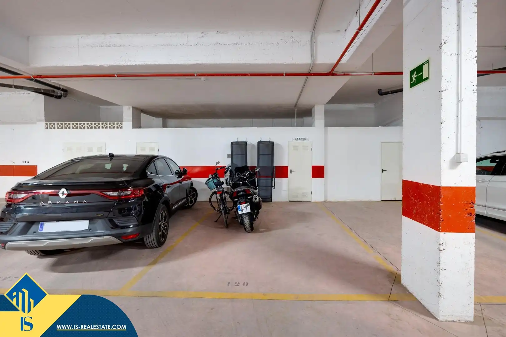 Aparcament de Pis en venda en Orihuela amb Aire condicionat, Terrassa i Traster