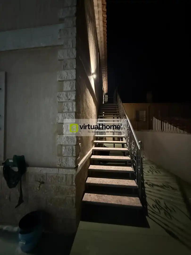 Balcony of Houses for sale in Belmonte  with Furnished