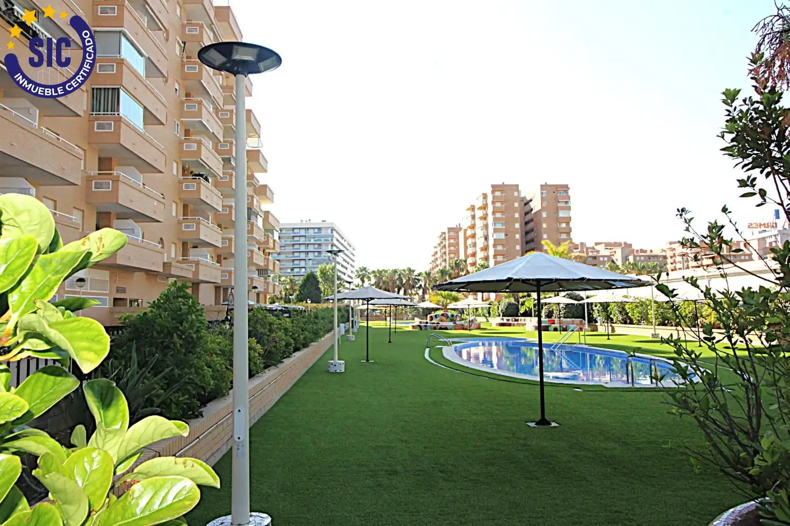 Vista exterior de Apartament en venda en Oropesa del Mar / Orpesa amb Jardí privat, Terrassa i Traster
